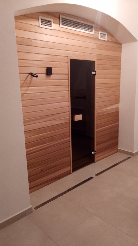 Výroba sauny do výklenku v bytovém domě