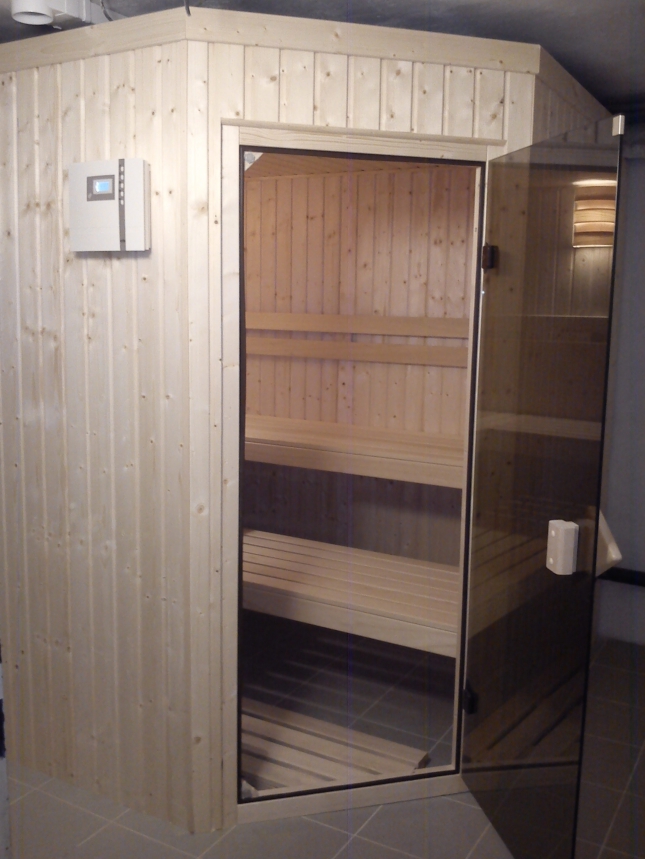 finská sauna v bývalém sklepení